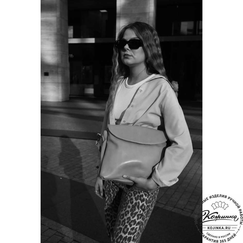 Кожаная женская сумка "Кейт" (чёрная)